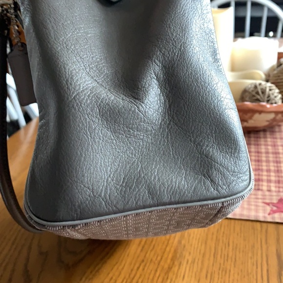 SOLD-NOT FOR SALE. Coach Bag and matching wallet - Picture 7 of 12